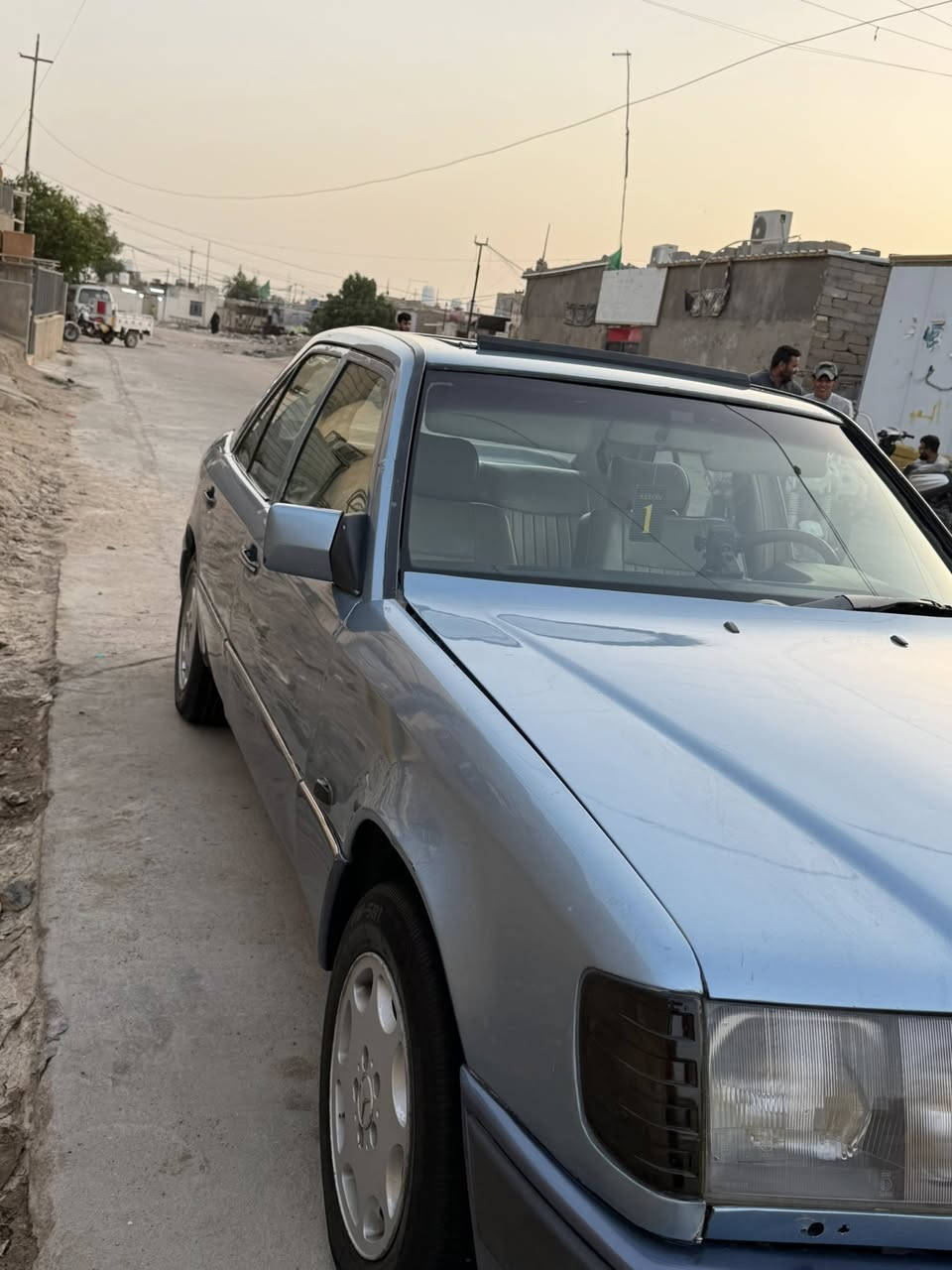 السلام عليكم 
مارسيدس دب موديل 87 
قواعد بلاد 
محور في في تي 
رقم بغداد إنكليزي باسمي 
التبريد نقص غاز فقط 
مكان ناصرية مركز 
الشري يتصل ويدلل 
***********
