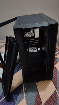 كيس كمبيوتر • جديد • أحجام مختلفة