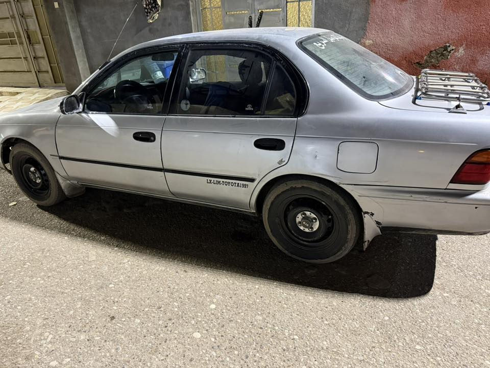 السلام عليكم
كورلا موديل 1997 

يسره بلاد

مكينه جديده

كير جديد 

باتري جديد 

حداديه جديده

تخم تاير 

سياره بسمي رقمه بغداد نكليزي

السعر 67 وبيه مجال

المكان ميسان قضاء علي الغربي
الرقم ***********
