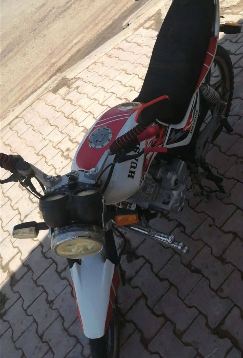 السلام عليكم ماطور هيوشه ٢٠١٩ محرك بلادي نضيف مكمرك كامل بس ترقم أوراق موجوده كمرك موجود وصل دفع كامل باسم شخص من بروانه مراوس بايراني نضيف ماطور نضيف بس رايد إيراني مال توصيل


**إذا كنت صاحب هذا الإعلان وتريد حذفه لأي سبب، رجاءا أرسل رسالة إلى الدعم الفني**