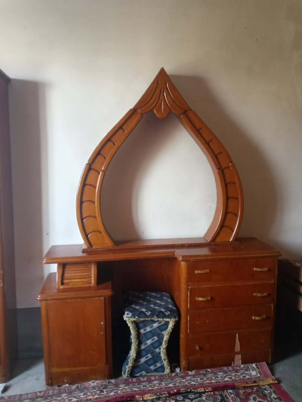 للبيع غرفه خشب عراقي ثقيل نظيفه بدون كنتور سعر ب 165 وبيها مجال


**إذا كنت صاحب هذا الإعلان وتريد حذفه لأي سبب، رجاءا أرسل رسالة إلى الدعم الفني**