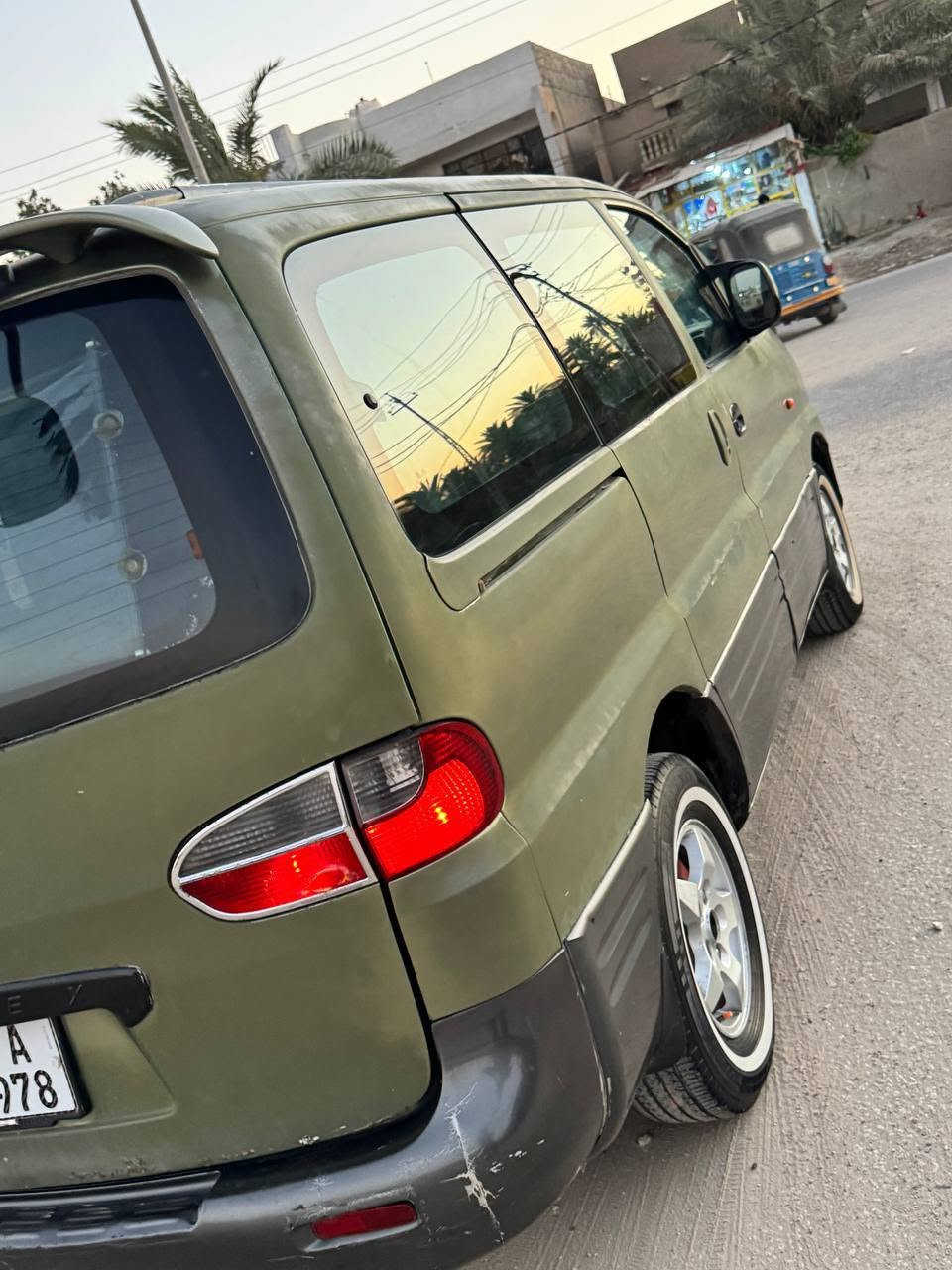 سلام عليكم السياره جاهزه البيع محرك جديد تبريد ثلج 🥶 تخم تاير جديد حداديه كله جديده بيه بس الجراد بدون خياس بسمي مداور ثاني السياره جاهزه  وماتخسر عليه ولا ربع يوم مكاني الحمزه الغربي الشراي يتصل *********** واني بلخدمه
