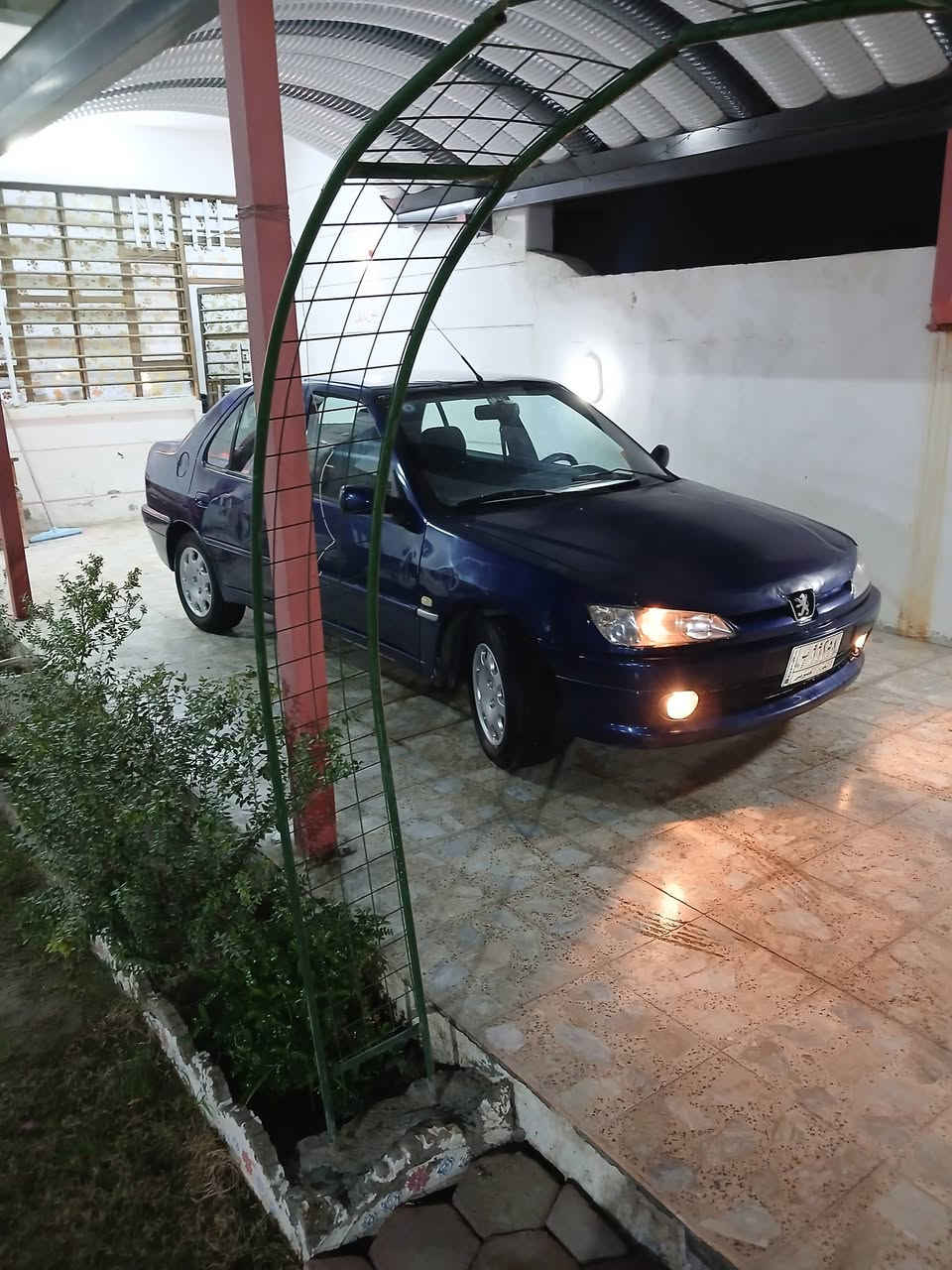 السلام  عليكم بيجو 306 سيارة حلوه محرك كير خير من الله تخم تاير صدر جديد سعر ٤٧ العنوان فلكت سلمان باك ***********
