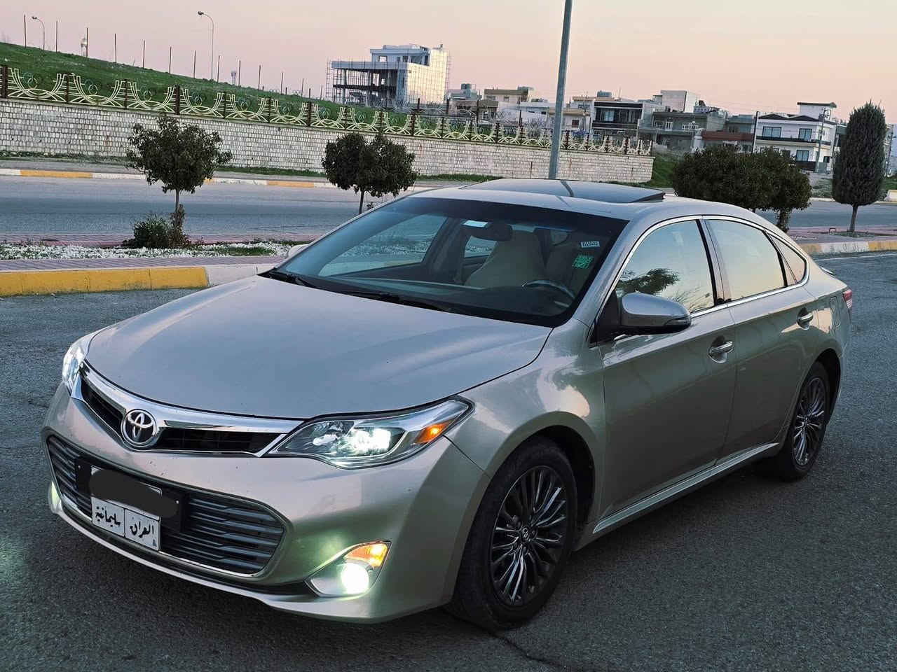 ئەڤەلۆن  ۲۰۱۵ ره نگی ئاڵتونی مواسفات فول فوله واتا لمتیت امریکی ناو زرد سلایت ئاوینه راداردواتا فول فوله  ۳ پارچه ی بویاخه بی دعام بی لیداراوی بشرتی گیرو میکنه نکراوتوا بشرت هه مو بیعبیک مالی دوسته شوین سلیمانی سعر ۱۵۳ ورقه و معمله *********** السليمانية, العراق
