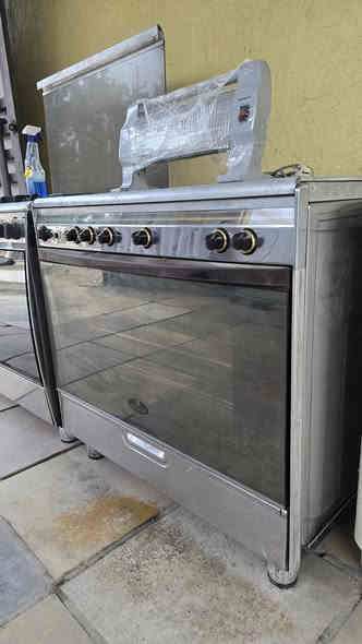 طباخ كريازي مصري كلش نضيف شرط ضمان الشغل مع صوبة هدية 
السعر٢٤٠ وبي مجال 
العنوان / بابل / الحمزة الغربي / حي العسكري
رقم الهاتف ***********
