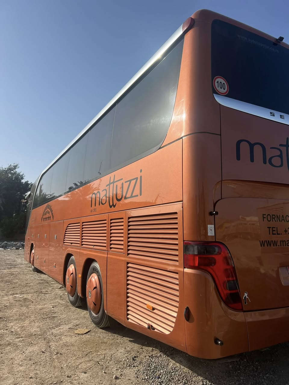 سترا حجم 15 تبريد زعانف مكينة ثمانية كير عادي رقم بصرة انكليزي باسمي خط وبحث تخم تاير جديد السيارة برغي ما ناقصة مكان السيارة بالحلة للاستفسار الأتصال بالرقم ***********
