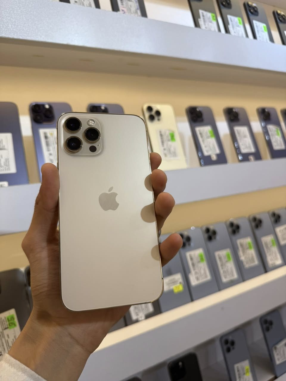 سلام عليكم ايفون 12pro max
نضيف كلش 128 GB

ماستر

سعره 425 

بطاريه 89/:

***********
