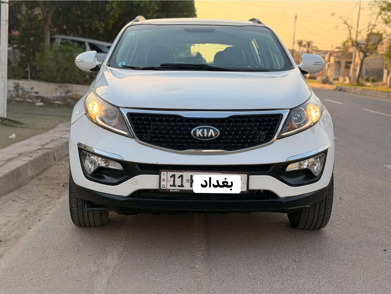 السلام عليكم سبورتج 2014 خليجي الشركة الدولية  
مواصفات 1/1 بصمه تشغيل وابواب 
محرك 2000 دوش 
مكفوله من ضربه وتبديل عدا صبغ طرف بجاملغ جماليه موضح بالسونار 
كشنات جلد بيهن تبريد تدفئه 
بانوراما فتحتين
لد امامي خلفي 
فول تحكم ستيرن
مري شفط + اشاير مري
ليدات نيكل 
حساسات خلفية
شاشة +كامرة دوارة 
ويل كب كروم
ارضية جلد 
ماشية 100
نضيفه السياره مال جناي بالعافيه ع ياخذها 
مكينة كير صدر تبريد تايرات كفالة 

السعر ١٣٧ ورقه مجال قليل 

مكاني بغداد ‭***********‬
