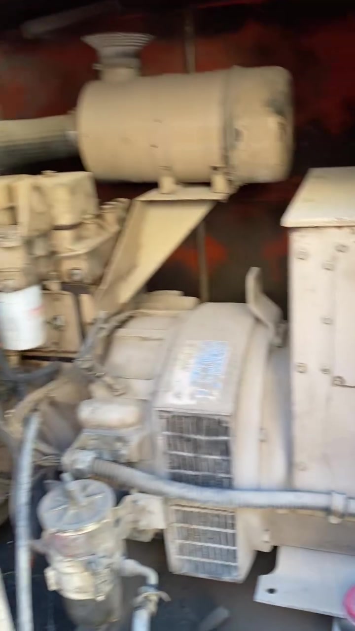 السلام عليكم مولدة كمنز للبيع37 kv
***********
