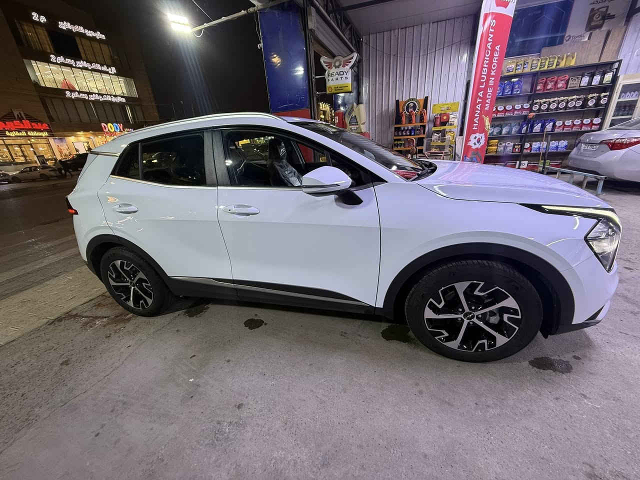 كيا سبورتج خليجي وكالة شركة نم موديل 2025 سيارة ماشية 10 الف السياره مكفوله كفاله عامة من كلشي مواصفات السيارة
بصمة
نشغيل عن بعد مري شفط
اشاير بالمري
رادار جانبي
حساس خلفي
4 انظمة قيادة
ايكو
سبورت
منحدرات
عادي
نحكم ستيرن جهتين
مثبت سرعة
السيارة جديدة ومناقصه اي شي ..الدهن تبديل يم الشركة والبانزين محسن 
السعر 225 ورقة وبيه مجال بسيط
مكان السيارة بغداد السيدية 
للاتصال ***********
