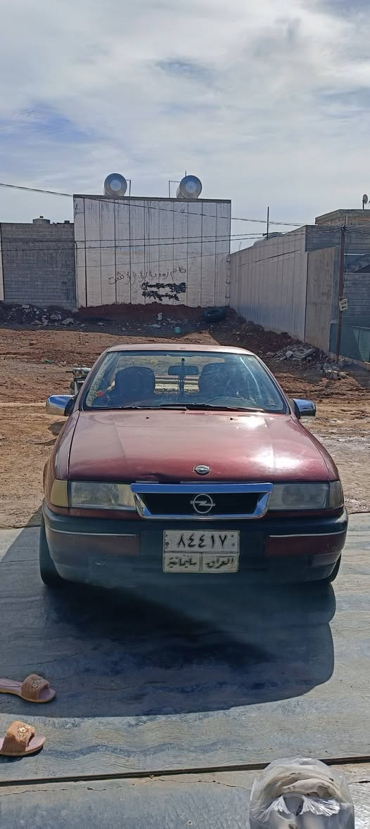 ئۆپڵ ڤیکترا مۆدیل 92سەیارەیکی توندو تۆڵە سەنەوی بەسەرچوە پەڵەپەڵە کاڵ بونەوەی هەیە  بەشەرت خایسی نیە موس بڕاوەنیە ژ.م ***********
