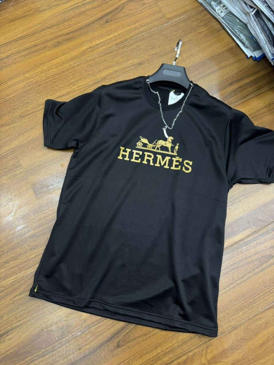 بدي اسود محرم 

خامه عبايه ثقيله درجه اولى 

يجي بي زنجيل قالب هااف

القياسات  // M L XL XXL 

الشد 20 قطعه 100 الف

https://t.me/clothes_for_men


**إذا كنت صاحب هذا الإعلان وتريد حذفه لأي سبب، رجاءا أرسل رسالة إلى الدعم الفني**