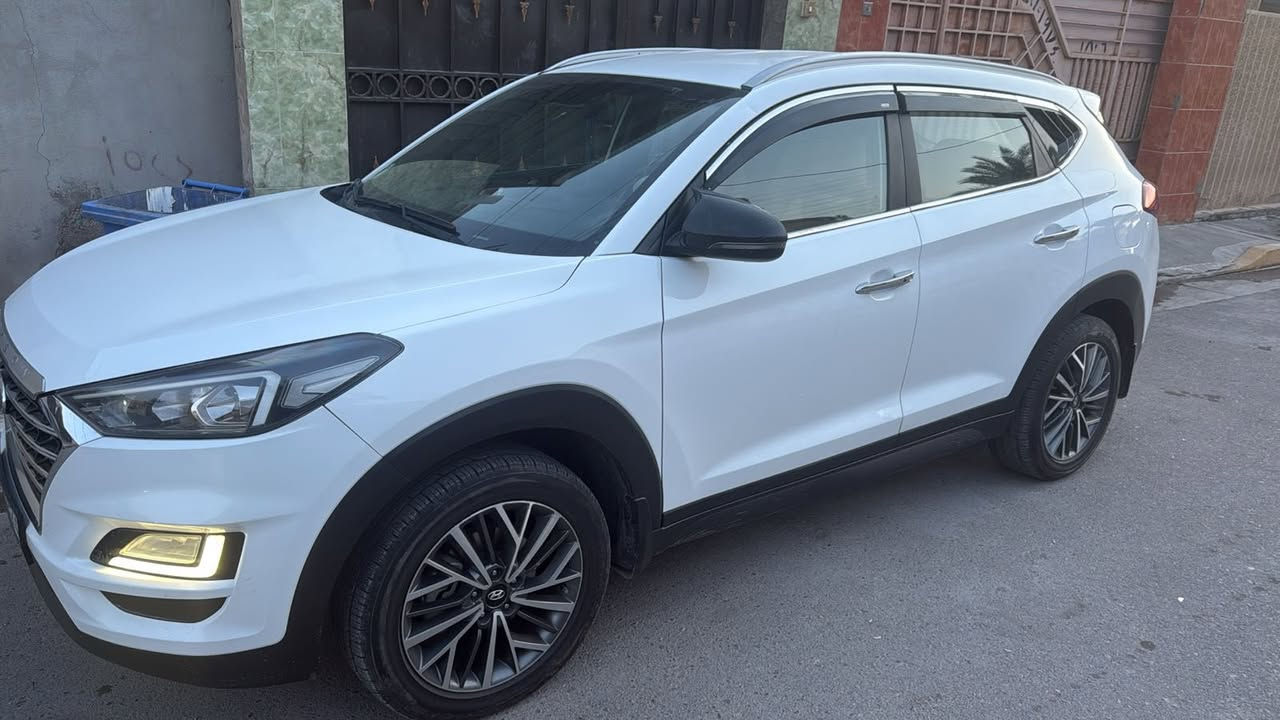 سياره توكسان خليجي للبيع

موديل ٢٠٢٠

فوووول مواصفات ١/١ عدا البانوراما

⬅️رقم بغداد الدولي الجديد

 مشروع وطني مجددة الى سنة 2029

ماشية 102 وشويه الف كم فقط

السيارة ب اسمي  

ومجددة السنوية ٥ سنوات

يعني من كلشي كاملة الياخذه مجرد تحويل ثاني يوم

السيارة مكفوله كفالة عامة عدا رصعات خفيفه بالباب والبنيد

والسيارة تايرات تخم جديد قبل شهر شديته

والاسبير المقدس منازل

مواصفاته /

بصمة تشغيل

بصمة ابواب

٣ انضمة قيادة

٢ كرسي كهرباء

أريل نفكيشن

شاشه أبل كار بلي البلادية مال كاصد

الداخل مخمل

شاحن واير ليس

٢ لدات امامية 

ثلاجه بلجكمجه

محرك ٢٠٠٠ دوش

فول تحكم ستيرن

حاجب نهاري

حساس امامي

حساس خلفي

كاميرا خلفية دوارة

مري شفط ويا القفل

سايد بريك بلرجل 

نضام ترحيب

ويل ١٨

مخرج Aux 

مخرج usb

لد امامي 

لد خلفي

اشاير بلمري

يدات نيكل 

قطعتين تبريد

⬅️والسيارة ع ايد وحدة من طالعه

⬅️ مكان السيارة الانبار

والسيارة جاهزه من كلشي

يعني الياخذة مجرد تحويل

السياره سعره 205 ورقه وبيها مجال 

(دفترين 205)

مكان السيارة الانبار

وهذا رقمي 

***********
