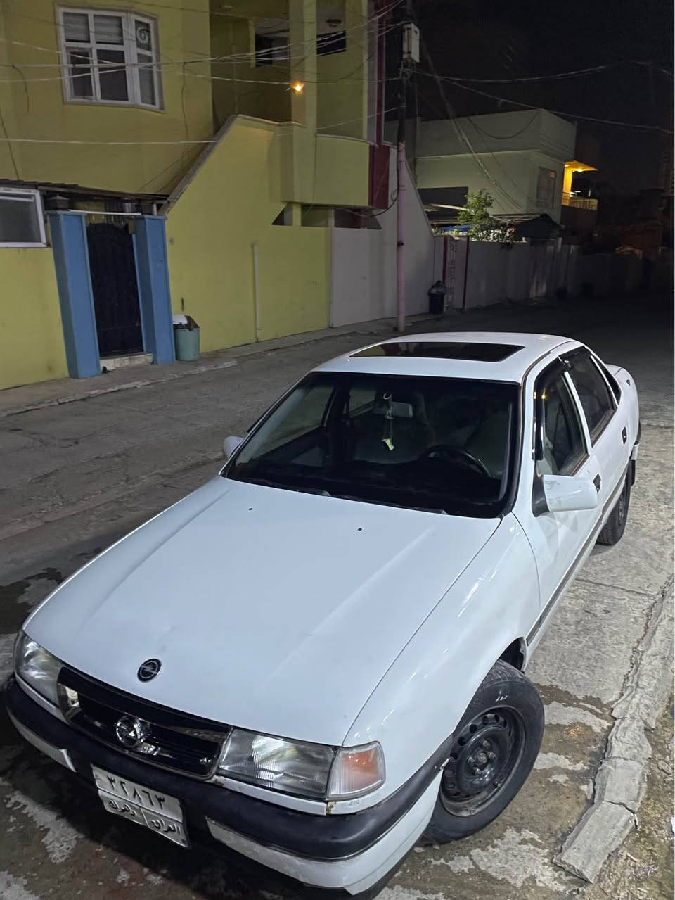 فيكترا 1992 
11 وةقةرة غرامة لسةر 
موديل 1992 
رةنگ سپي 
بي زةربة بي صبغ هندةك قلم و تعديل خفيف لي هةنة
سيارة فول پاقژة و جاهزة كامل هةمي تشتي وي بةدل كري و جاهز كري 
سيارة فول مواصفات  
گير توماتيك 
سلايت 
جاميت سينگي كاهرةباي 
گيرو مةكينة ب شرت 
فول فولة سيارة 
هةيكةلي وي زيدة پاقژة 
رقم دهوك 
سعر 47 و مةجال 
Call : 0750 8589068 
Call : 0750 0089885 دهوك, العراق
