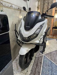 PCX • جيل رابع • انذار