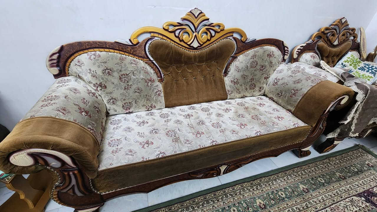 للبيع تخم 10 مقاعد نضيف سعره بلاش 300 الف  بي مجال بسيط


**إذا كنت صاحب هذا الإعلان وتريد حذفه لأي سبب، رجاءا أرسل رسالة إلى الدعم الفني**