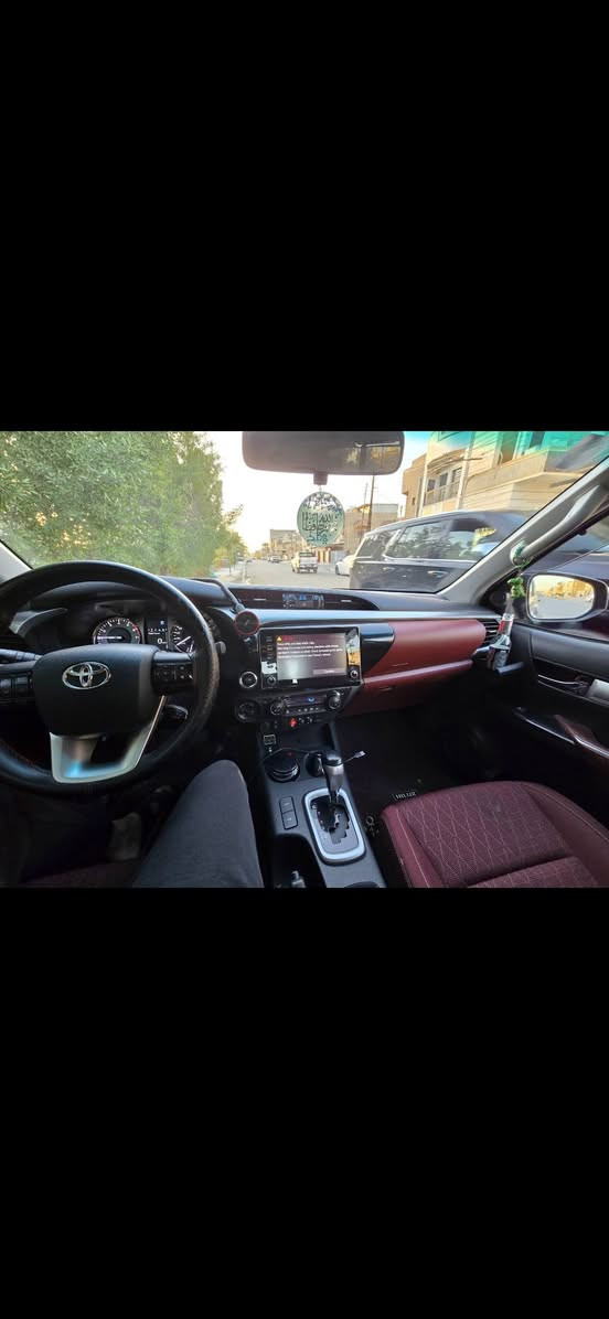 هايلوكس ٢٠٢٢ ساز 
السلام عليكم ماشي ٥٤ الف 
ساز بدون صبغ بدون بارد بيها كم رصعه فقط 
فور ويل 
٦ سلندر 
مانع انزلاق
قفل اكسلات 
كامره 
تبريد كشنات
 حساسات 
ارضيه مغلف جلد 
درع امامي 
هوك خلفي 
نفخات جاملغ
بدون شفقه
كشنات الخلفيه مغلف جلد 
كير مكينه تبريد مملعوب بيها جديده 
سعره (٣٤٠ ) وبي مجال بسيط حك الجيه 
***********
مكانها بغداد الخظراء
