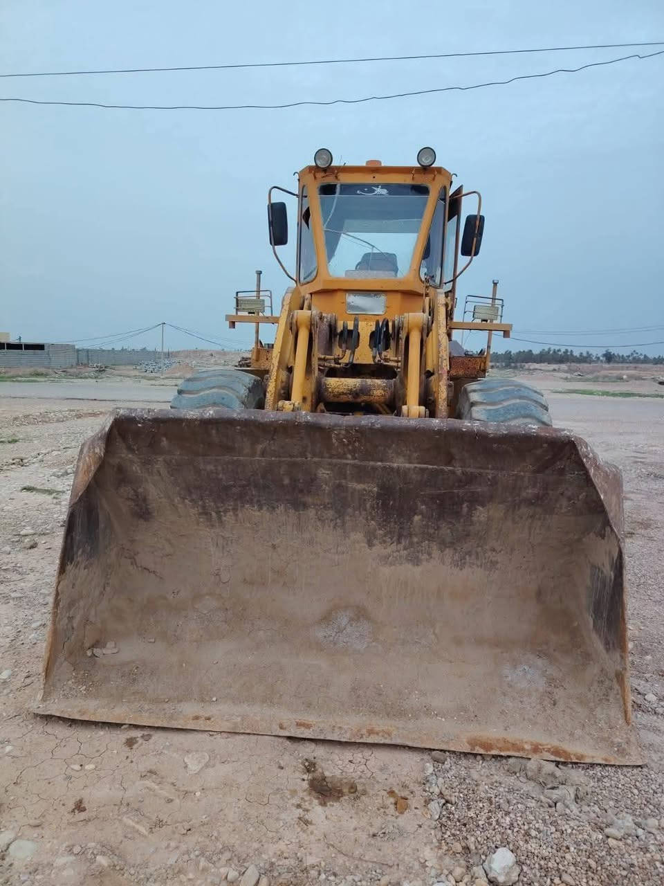 السلام عليكم للبيع 70 موديل 81 محرك بي تاير 80 بريك 4 ويالة رقم بصرة الماني سنوية  جاهز على اخر حباية السعر 140 وبيها مجال للشراي عنوان ديالى ***********
