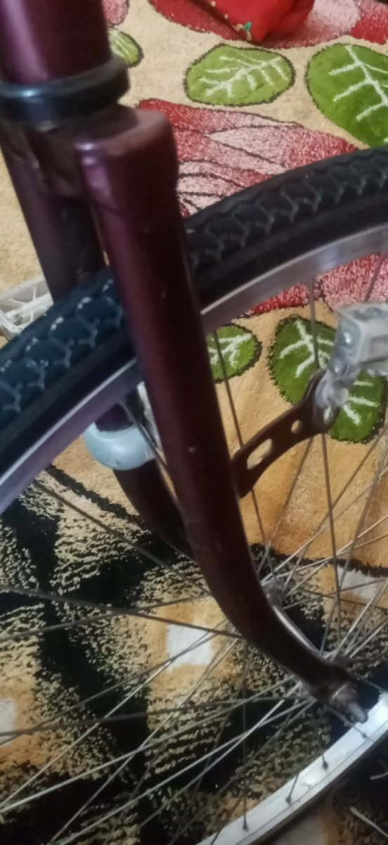 سلام عليكم الباسكل للبيع او مراوس شعدك نزلل خاص ملاحظه مديل 18 فول نضافه غراضه كامله مكان نجف الاشرف شارع المجمعات انته تجي اني مااجيي الاستفسار بالواتساب ***********
