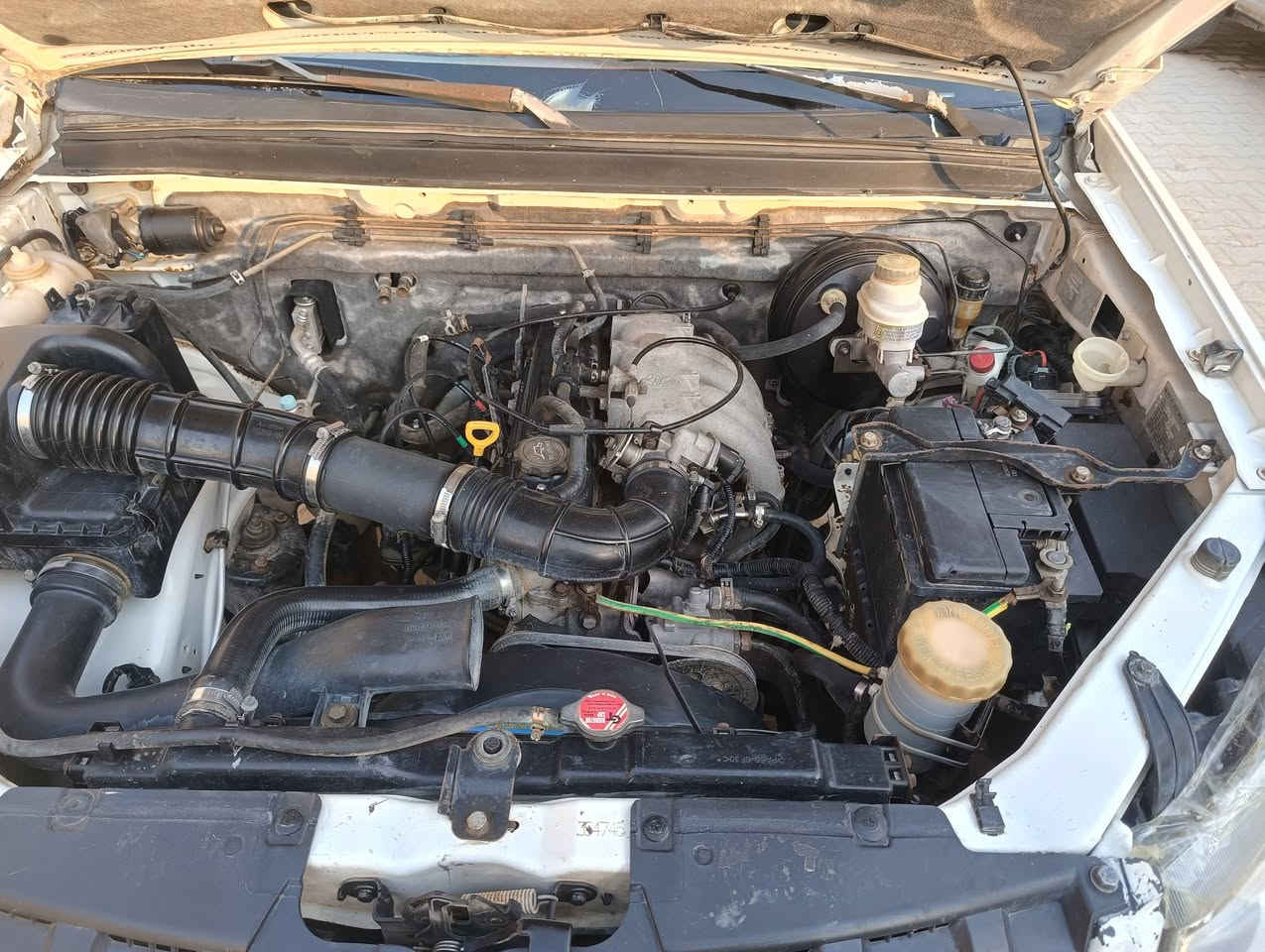 سلام عليكم بيكم كريتويل للبيع موديل 2013 مكفوله كفاله عامه مكينه وكير علشرط تخم تاير كهربايات كله شغاله تحويل مباشر مكان نجف للستفسار  ***********
