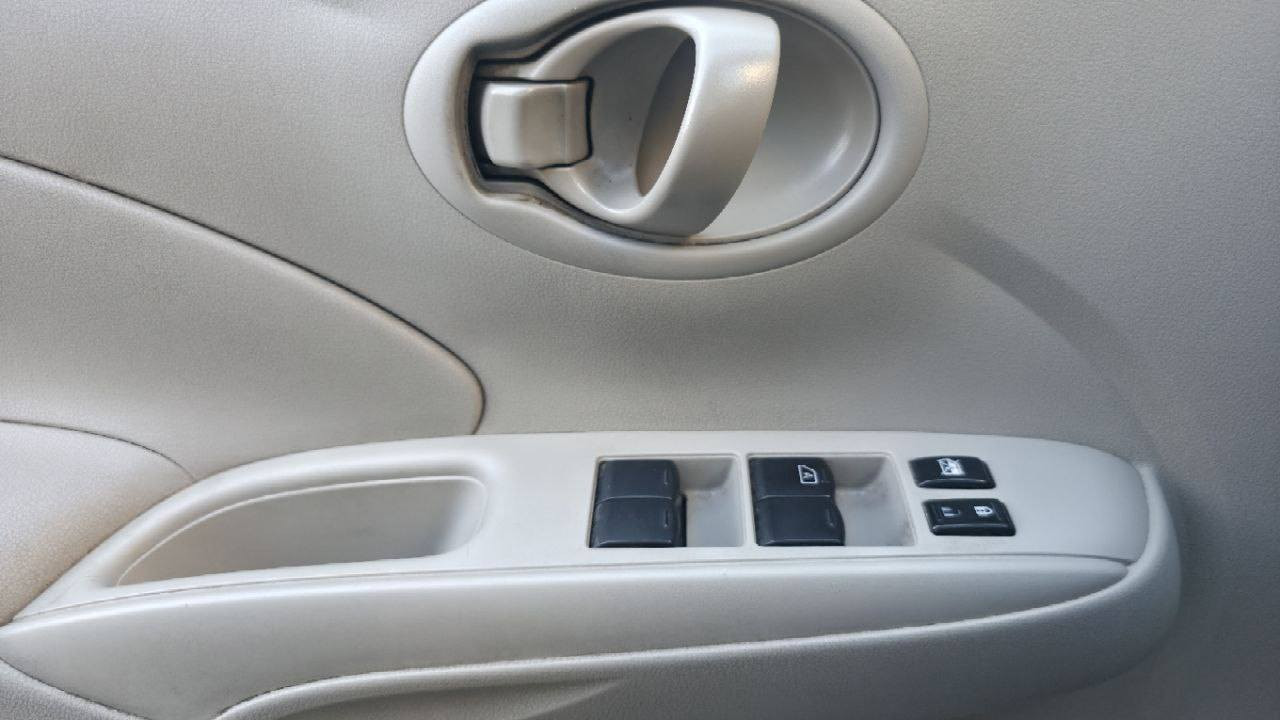 نيسان صني 2025 سيارة نضيفة جداً ورقم مميز كير ومحرك وحدادية كفاله تبريد ثلج قطعتين 4 جام كهرباء ماشية 39 الف كم السيارة بأسمي تحويل مباشر
السعر 120 وبيها مجال


**إذا كنت صاحب هذا الإعلان وتريد حذفه لأي سبب، رجاءا أرسل رسالة إلى الدعم الفني**