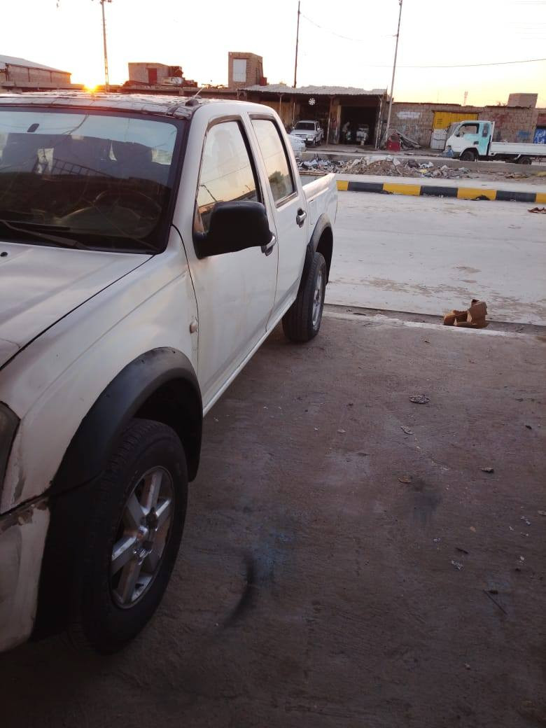 للبيع شوفر لوف 2005. مزاد وزاره الداخليه محرك وكير فيفتي. محرك كير حداديه كهربيات كله جاهزه سعره 40 ورقة وبيه مجال مكان السياره ناصريه الرفاعي ***********
