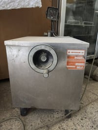 معدات صناعية للبيع للاستفسار والتواصل وتساب فقط  ‭0751 064 7899‬