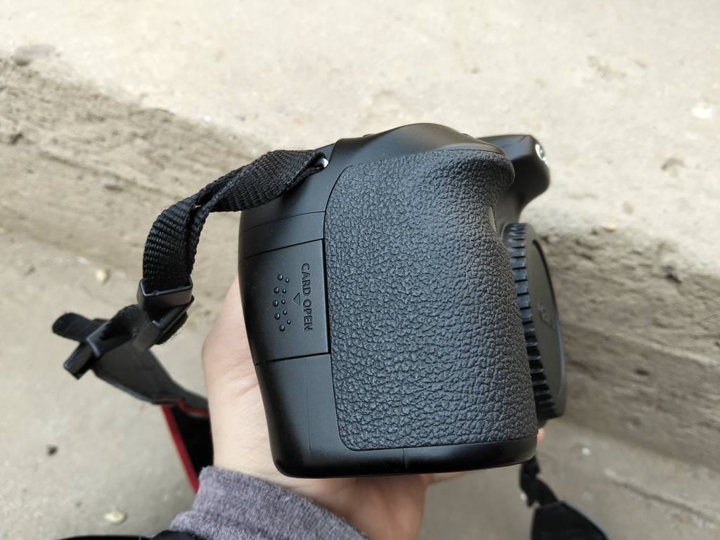 كانون 70d معها لينس 18.135stm و بطاريه شاحن حزام شنطه شتر قليل مقستش حاله معبره 
مكان الشرقيه مركز الابراهيميه السعر17الف
01007508543 مركز الابراهيمية, الشرقية


**إذا كنت صاحب هذا الإعلان وتريد حذفه لأي سبب، رجاءا أرسل رسالة إلى الدعم الفني**