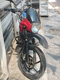 بوكسر للبيع شباب دراجه مجفته العطل اللي بيها الزنجيل بس تبدله الدراجه ...