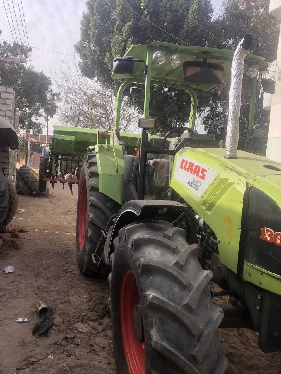 للبيع جرار الكلاس ١١٠حصان
٠١٠١٧٤٢٤١٥٥


**إذا كنت صاحب هذا الإعلان وتريد حذفه لأي سبب، رجاءا أرسل رسالة إلى الدعم الفني**