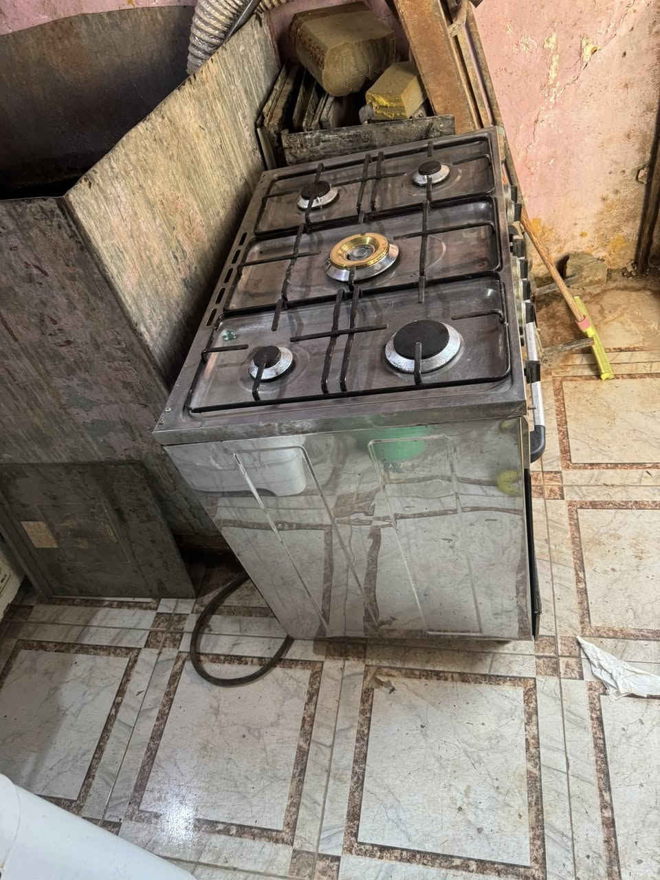 ‏سلام عليكم طباخ مصري فريش فرن فوك وجوه خمس عيون شرط الفحص والشغل ضمان سنة كاملة ‏علوان المحل سومر سوق العصري هذا رقمي ع واتساب *********** ￼
‏ضمان سنة عن الصيانة
