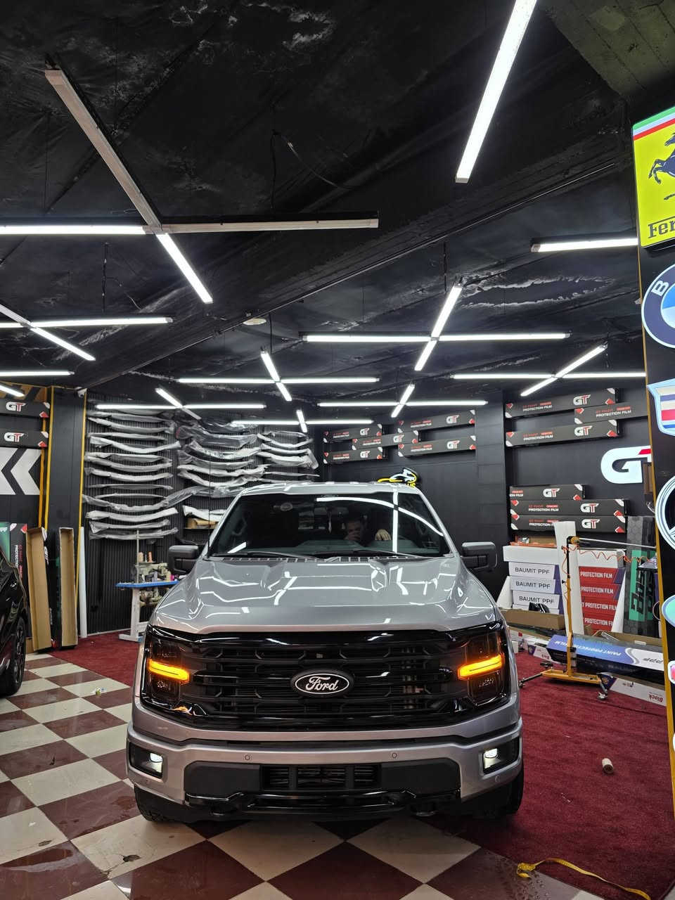 #f150للبيع

2024 XlT (fx4)
V6 3.5 turbo 

السعر: 360 $$

ماشيه: 6000 mi
دبل أكسل(4x4)
قفل اكسل
٦ سلندر
كيجات دجتال
كشنات امامي هيتر
كشنات امامي تحكم كهرباء
كير طرح
كير ١٠ نمر
شاشة جبيرة
كاميرات ٣٦٠ درجة 
حساسات امامي خلفي
اشاير بل مري
نقطة عمياء
تشغيل عن بعد 
رادار امامي+ خلفي
مرايات هيتر 
باب طويل بدي قصير (المرغوب)
كير و محرك و أكسل حدادية كلة بشرط

نص جاملغ صبغ صفحة سكن
بدون ارباك بدون دواخل بدون شاصي

مكان سيارة أربيل
للاستفسار: ***********
فقط بيع بدون مراوس
