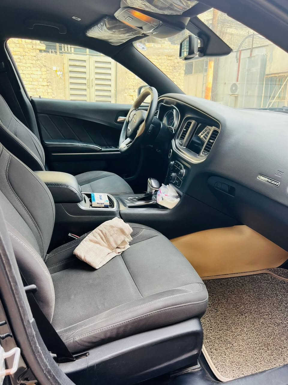 جارجر للبيع موديل 17 اصل مكينه 3600 sxt سياره كلش تظيفه وجاهزه مامشتغله خط كير مكينه كفاله حادثها جاملغ وبنيد صور الحادث والسونار موجوده بالمنشور  رقم اربيل الجديد بسمي مكانها بغداد السعر 175 وبيها مجال للاستفسار
 ‭0770 791 6714‬
