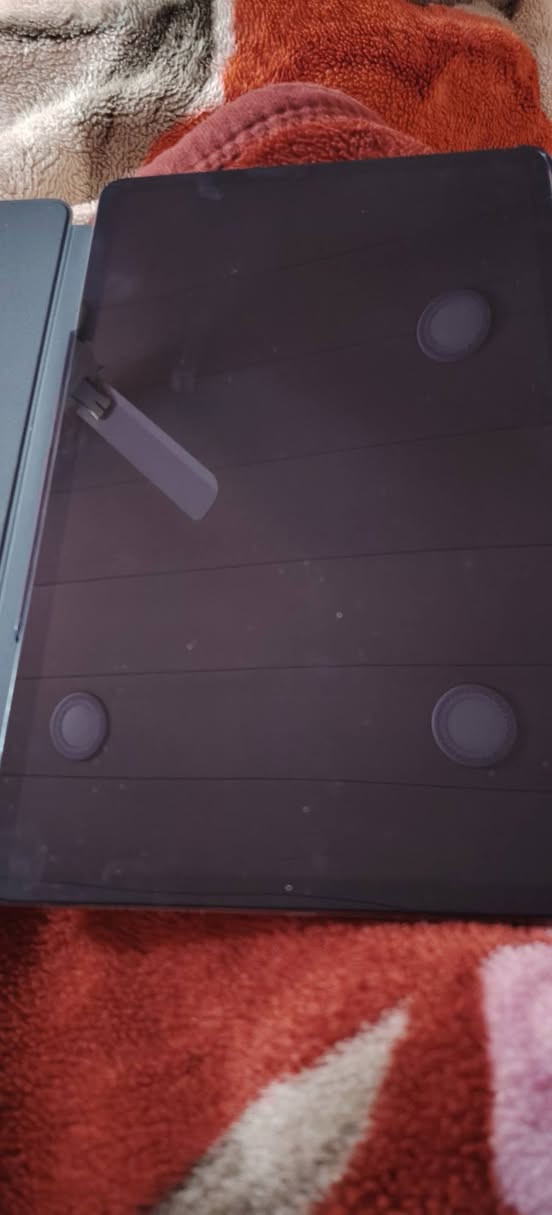 هونر باد x9a بالكارتونه مستخدم يومين يعني اعتبر نفسك مشتري جديد شخط واحد مابي السعر ٢٢٠ الف مكاني بغداد الاتصال على رقمي *********** الهيرتزيه والوضوح مال الشاشه ١٢٠ الذاكرة ١٢٨
