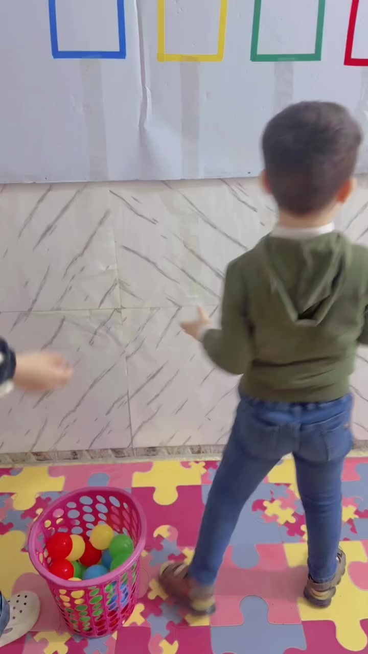 • اللون طاقة، والطاقة قرار داخلي.
 • مثل ما الألوان تمتزج، المشاعر همين تتكامل.
 • مو كل لون واضح… بعض الجمال يبان بالظل

للاستفسار المراسله خاص او على الارقام التاليه
***********
