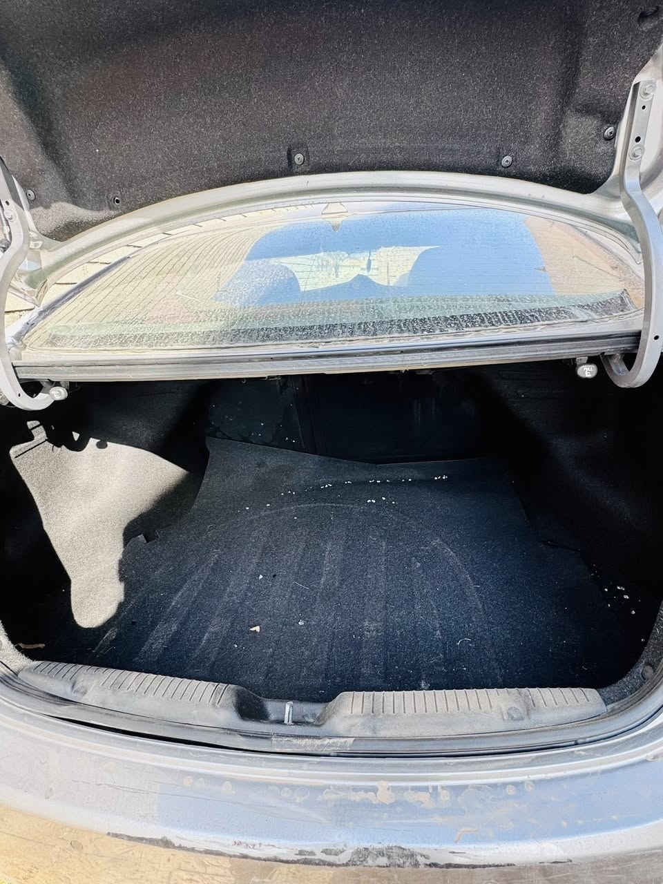 السلام عليكم
الانترا مضلع كص ادوات
موديل2012 
محرك جي دي اي 16
محرك كير شرط
صدر تايرات 4 جدد
جاهزه مابيها نقص
تبريد تدفئه شرط
فول بصمه
تحكم استيرن 
شاشه دوار
نظام ايكوو
كير 6 نمر عادي اوتو 
بعد بيها مواصفات
السياره كلها شغاله
جاهزه من كل النواحي 
للبيع او مراوس بمكصوص 
السعر 46 وبيها مجال
اتصل***********
اتصل***********
📍صلاح الدين بيجي
