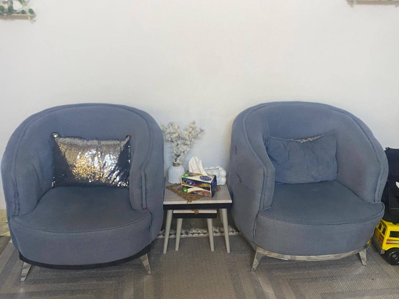 تخم ٨مقاعد شغل درجى اولى تفصال بلوك أسود وسفنج ضغط عالي مكاني بغداد ***********
