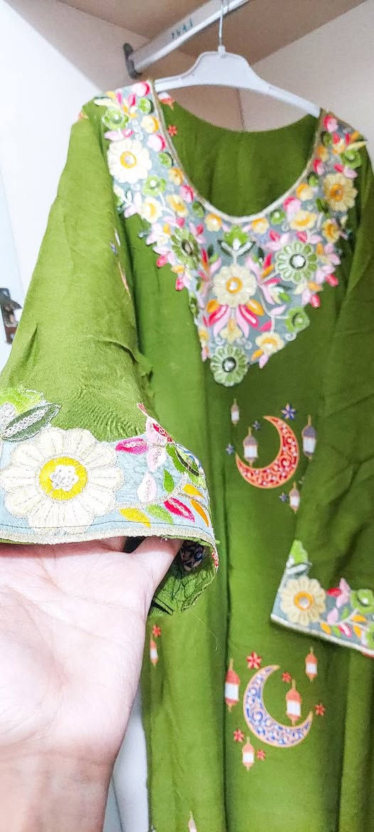 متوفرة بيع مباشر 
كشمير اللون يجنن 
و السعر مناسب جدا 💗💗💗


**إذا كنت صاحب هذا الإعلان وتريد حذفه لأي سبب، رجاءا أرسل رسالة إلى الدعم الفني**