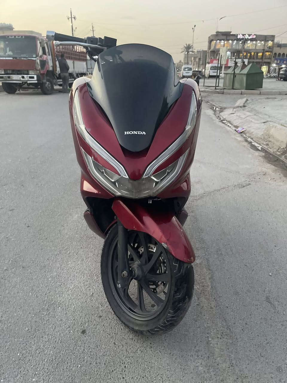 سلام عليكم بي سي اكس جيل ثالث مكفوله كفاله ماشيه 27جديده سعر 1850رقم ***********
