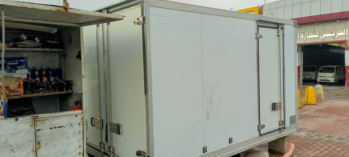 سلام عليكم للبيع بوكس حافظه مال فحل العنوان بغداد معارض الحبيبيه استفسار على هاذا  ***********
