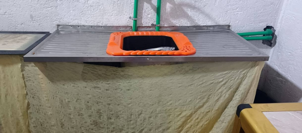 حيانيه شارع ستين***********لبيع
