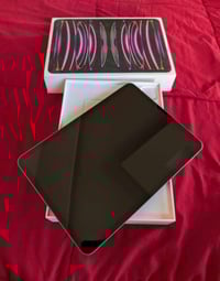 ايباد 11 برو M2 • ١٢٨ • رمادي 5 كيلو