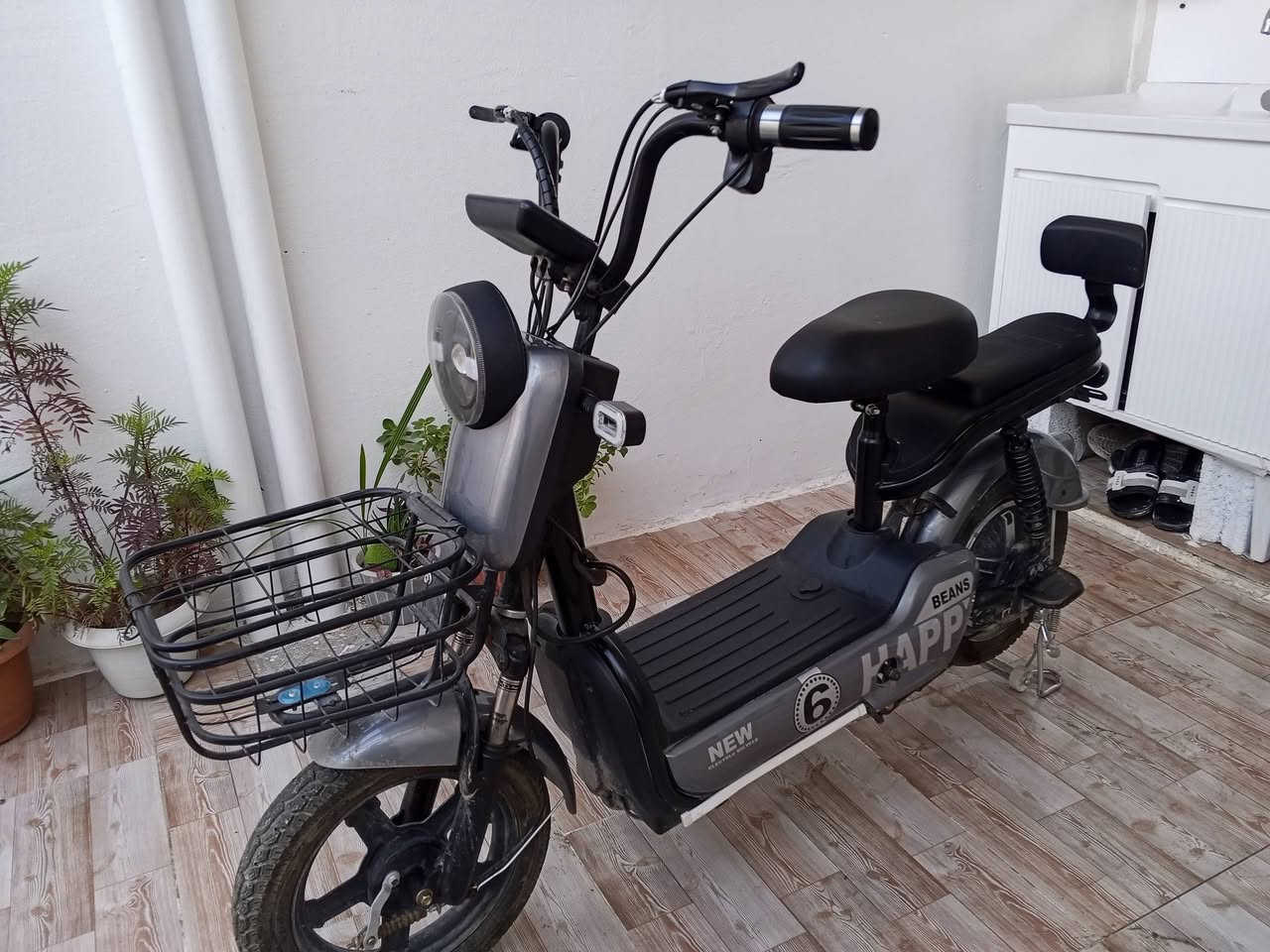 حجم 14 — 
كلشي ما بيه ❤️‍🔥
كهربائيات كله شغاله ❤️‍🔥🫴🏾
بصمه 2 
سويج 2 
بطاريات جدد 🔥
الدراجه اخذته جديده تقريبه قبل 3 اشهر 
تمشي 60 حقيقي ✈️🔥
تايرات جدد 🔥🫴🏾
ملف 1000 ✈️🫴🏾
موديل 2025 ✨✨
4 نمر ❤️‍🔥
تثبيت سرعه ✈️
مرايات جدد ✨
شخط ما بيه ✨
تشحنه ساعتين تكفيك يوم ✨🫴🏾
ستاند جانبي + ستاند خلفي 💝🫴🏾
شاشه ايباد تحدد العطل ✨🫴🏾
الدراجه أخت الجديده ❤️‍🔥
فول 🔥🔥
سعر 225 وبيه مجال 🔥🔥🔥
مكاني كركوك 
رقم***********
