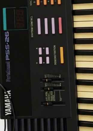 For vintage gear lovers, synth enthusiasts, and collectors! Authentic Yamaha PortaSound PSS-26 electronic keyboard from the late 1980s. Made in Japan, this classic keyboard delivers that genuine, sought-after retro and lo-fi analog sound.
​It features versatile rhythm controls, built-in voices, and adjustable sliders. The piece has been beautifully preserved in its original vintage patina and authentic state—ideal for music production, studio setups, or unique antique collections.
​Model: Yamaha PSS-26
​Origin: Made in Japan 🇯🇵
​Condition: Tested and CT working, beautifully kept in its authentic vintage state.
​📞 Contact & Inquiries
​Location: Zahlé / Beqaa
​Phone: 70 65 94 96
​Instagram: Antiques_libanais
​(Make sure to follow our Instagram page to check out our latest unique vintage arrivals, also available on Facebook and TikTok!) زحلة الاراضي, زحلة


**إذا كنت صاحب هذا الإعلان وتريد حذفه لأي سبب، رجاءا أرسل رسالة إلى الدعم الفني**
