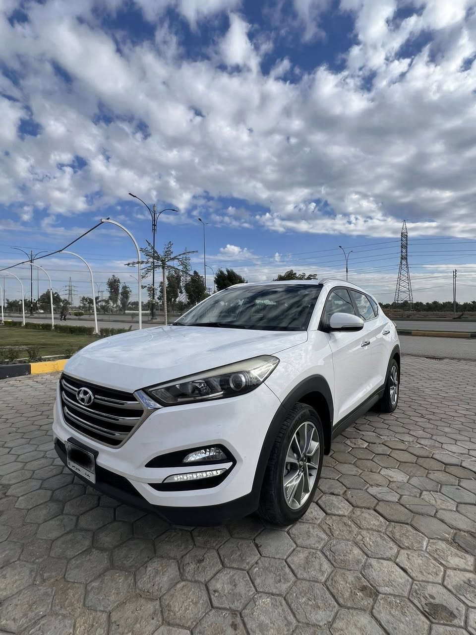 سلام عليكم 
للبيع توسان موديل 2018 خليجيه  رقم بغداد مشروع وطني تحويل ثاني يوم 
سياره مكفوله كفاله عامه شرط الفحص 
محرك 2000دوش شرط ممفتوح 
سياره جاهزه كل نقص مابيه مال جناي 
السعر 178 وبيه مجال للشراي
***********
مكان سياره كربلاء
