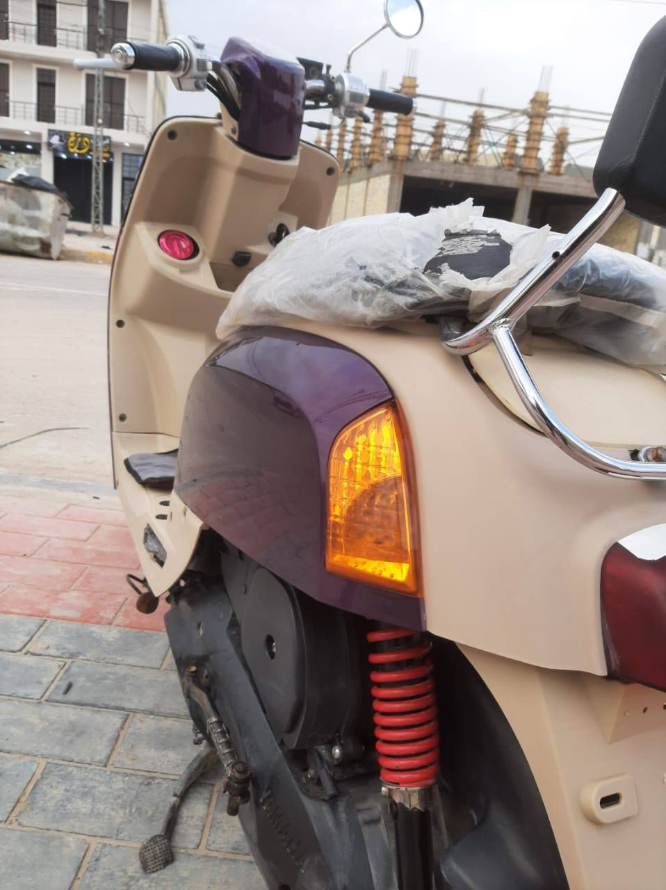 دراجة بوليسي نظيفة جدا مكينة رمبه ما مفتوحة عالفحص الدراجة برغي ما ناقصها ب٨٠٠ وبيها مجال بسيط رقم الهاتف *********** كربلاء
