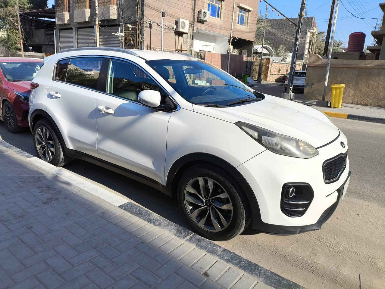 سبورتج 2018 وارد كوري گاز .
محرك 2000 تيربو بدون ادبلو . 
ماشية 230 الف .
رقم بصرة السيارة بالبصرة .
مكفولة كفالة عامة لا ضربة و لا صبغ و لا بارد .
السيارة من دخولها على أيدي و جاهزة بدون نواقص الحمدلله.
السعر 158 ورقة و بيها مجال جدا بسيط بعد المعاينة 
اي استفسار ***********
