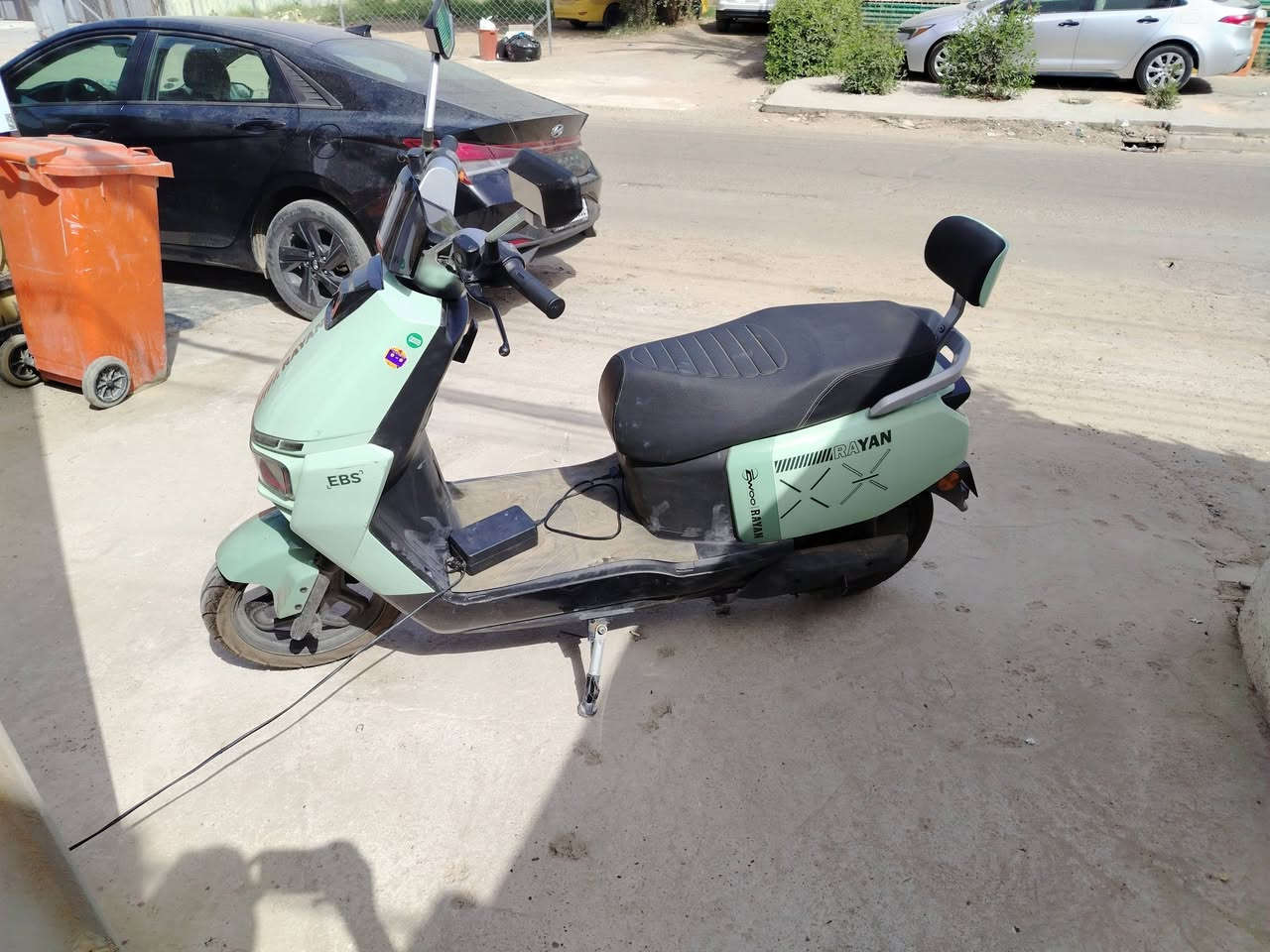 سلام عليكم
دراجه الريان m4 
3 سرعات
60 تمشي 
ماشيه 1800 كيلو متر
رايده ب700 وبيه مجال 
سبب البيع محتاج فلوس 
تجي تفحص بنفسك 
مكاني العامريه 
استخدام شهرين
رقم الهاتف *********** وتساب ورصيد
