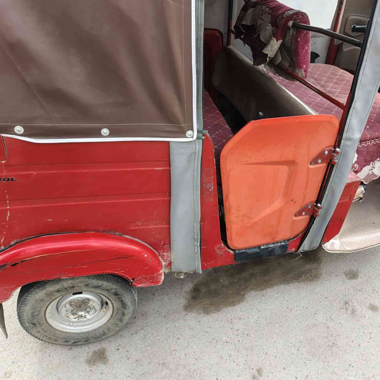 سلام عليكم تكتك.   موديل 18       مكفوله من ظربه وصبغ مكينه تخبل رقمهه واصط مشروع وطني تحويل ثاني يوم مكاني مدينه الصدر شراي تصل *********** سعر 4500وبيهه مجال
