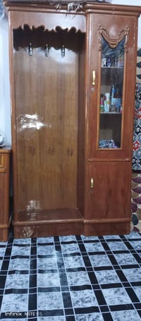 النجف • ميز مراية • كومديات